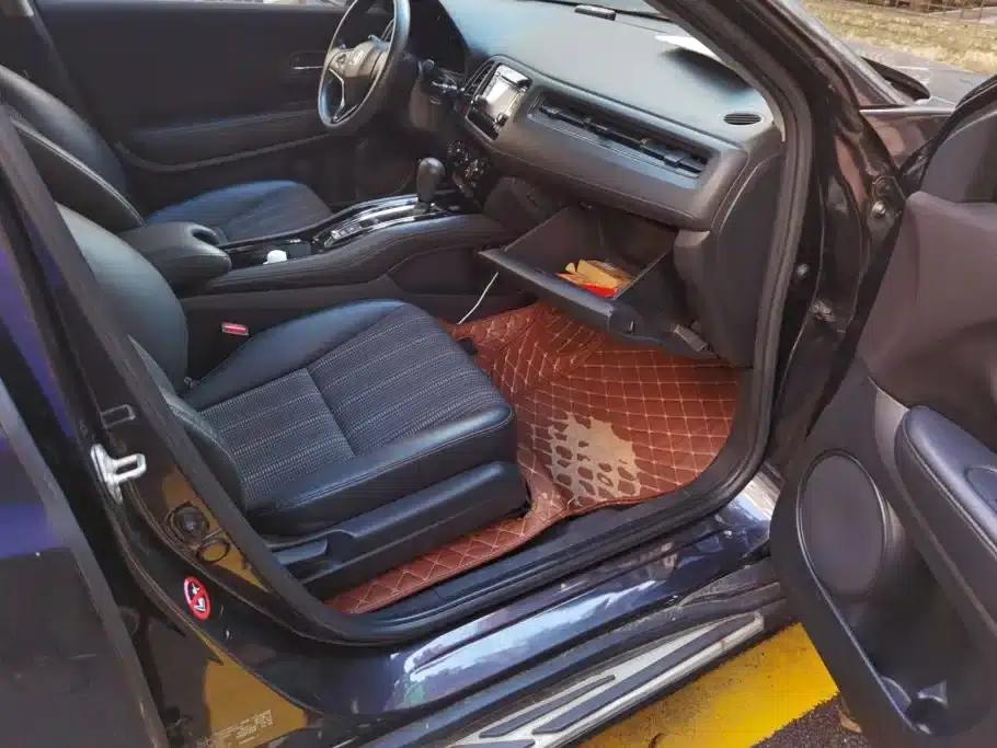 Vezel 2017 1.8L CVT 2WD Pioneer Edition — миниатюра 8