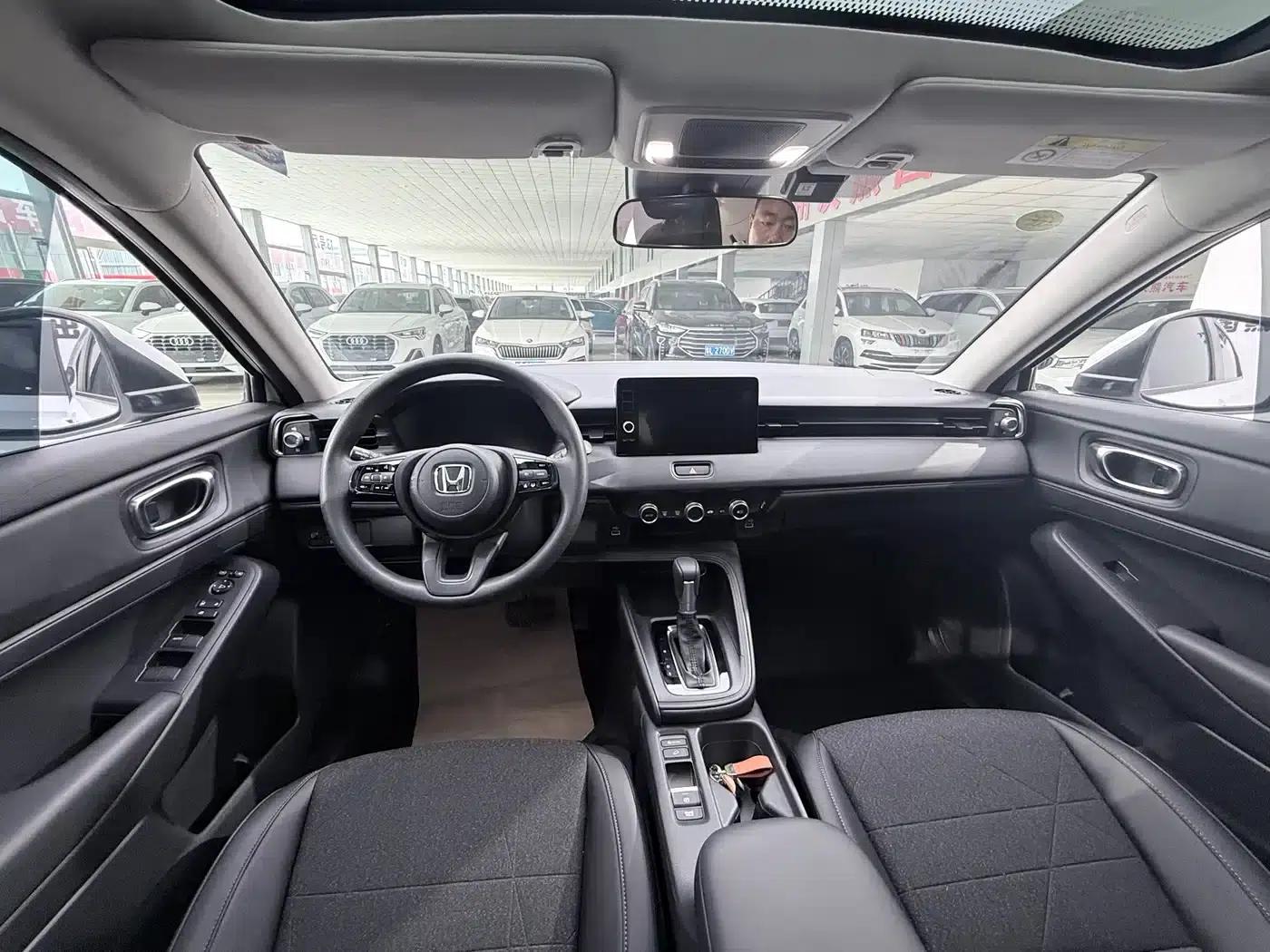 Vezel 2023 1.5L CVT Pioneer Edition — миниатюра 9