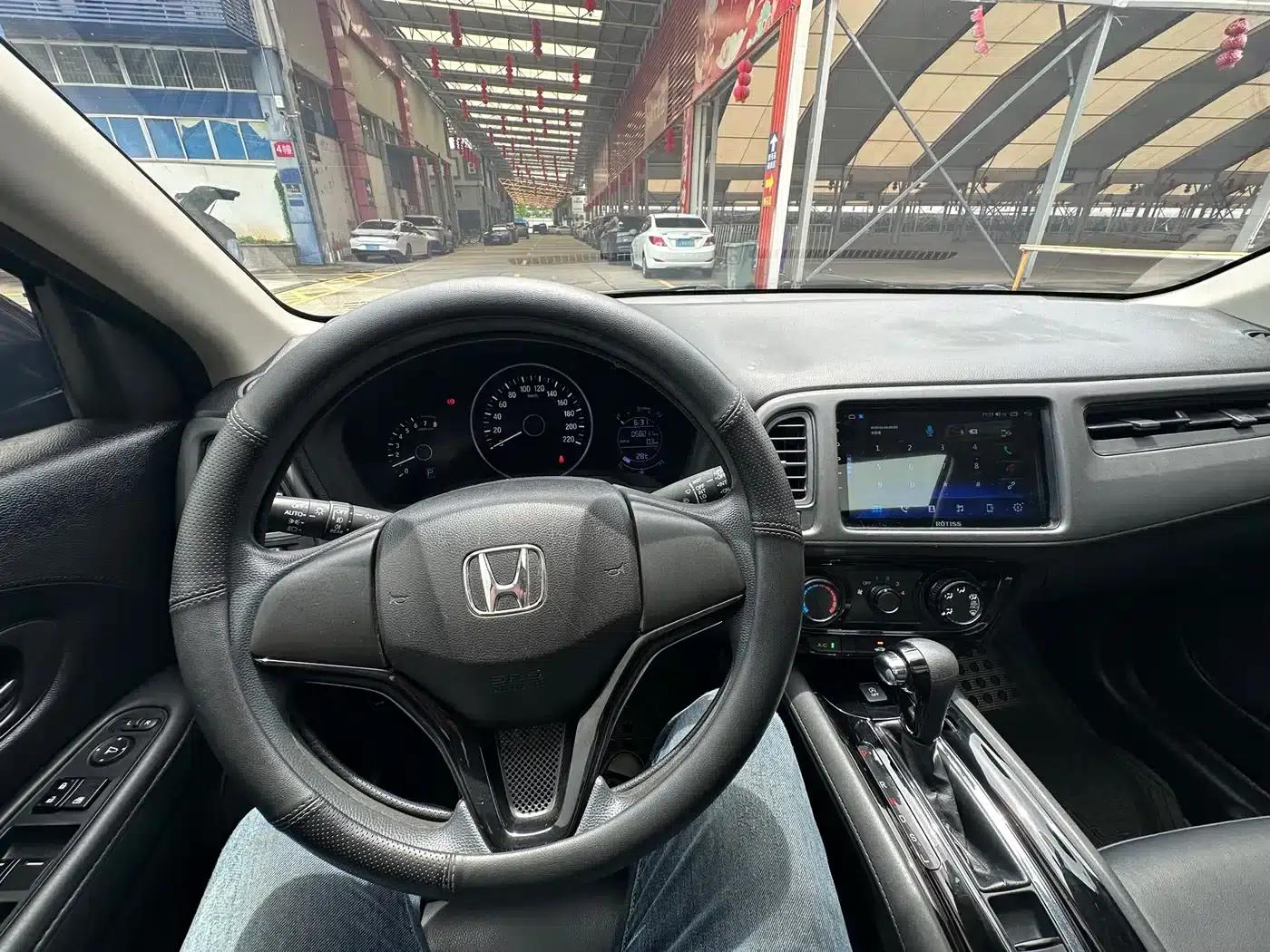 Vezel 2022 1.5L CVT Elite Smart Edition — миниатюра 14