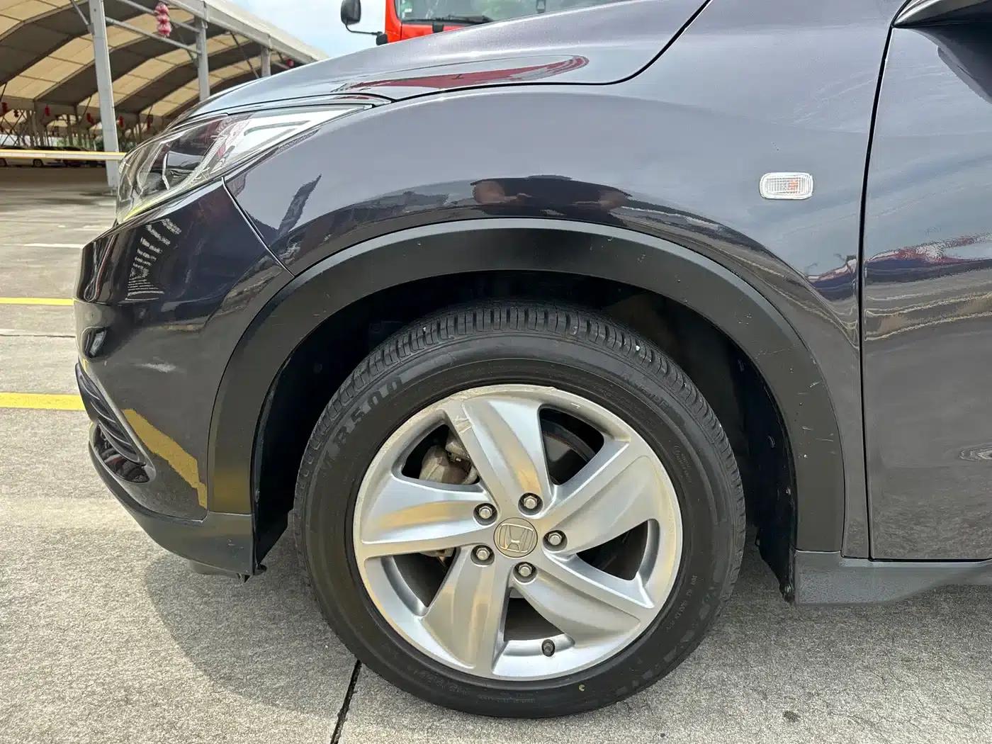 Vezel 2022 1.5L CVT Elite Smart Edition — миниатюра 19