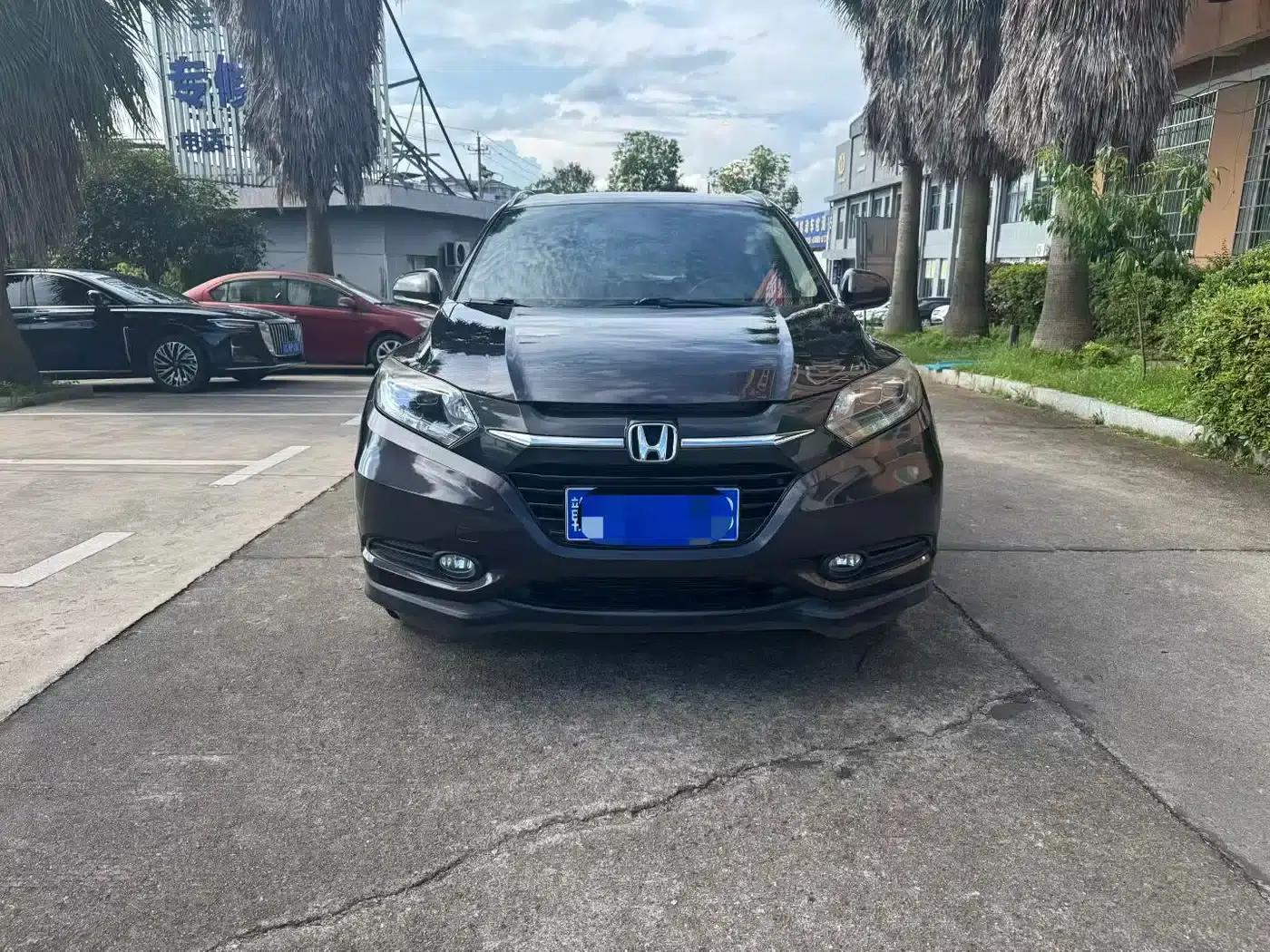 Vezel 2018 1.5L CVT 2WD Tech Elite — миниатюра 2