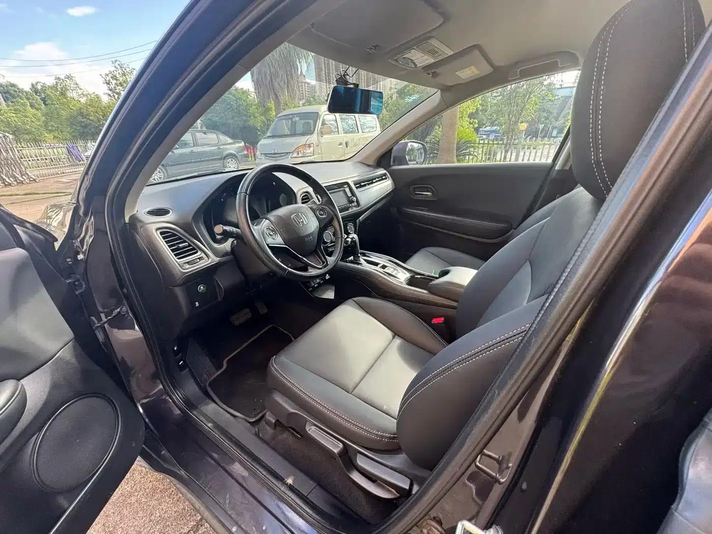 Vezel 2018 1.5L CVT 2WD Tech Elite — миниатюра 4