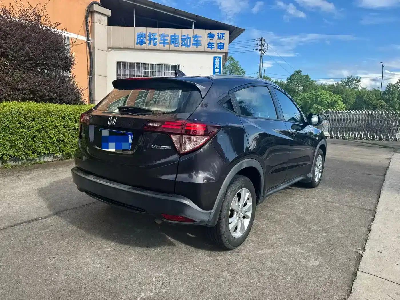 Vezel 2018 1.5L CVT 2WD Tech Elite — миниатюра 7