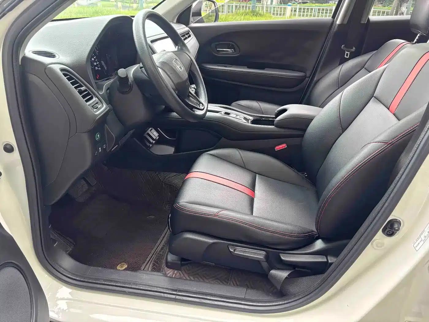 Vezel 2020 1.5L CVT Pioneer Edition — миниатюра 4