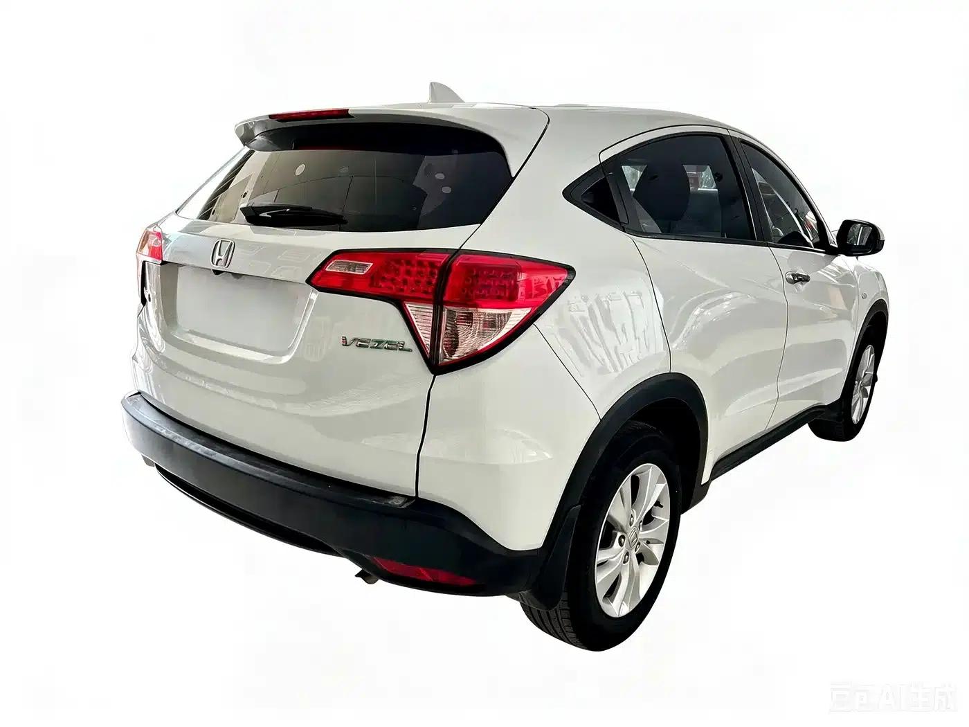 Vezel 2017 1.5L CVT 2WD Comfort Model — миниатюра 6