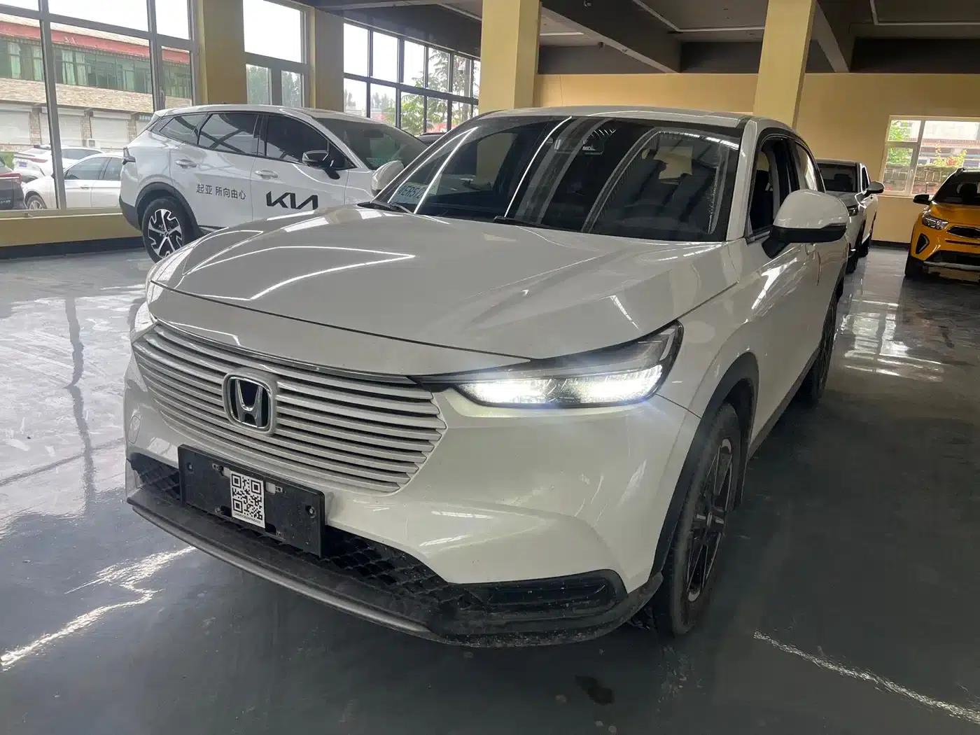 Vezel 2023 1.5L CVT Elite Edition — миниатюра 1