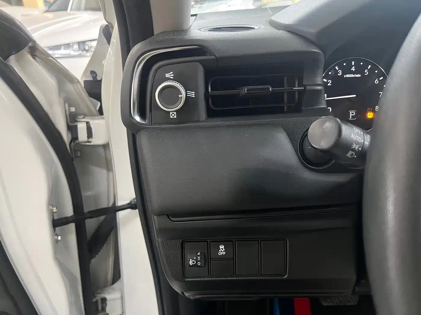 Vezel 2023 1.5L CVT Elite Edition — миниатюра 14