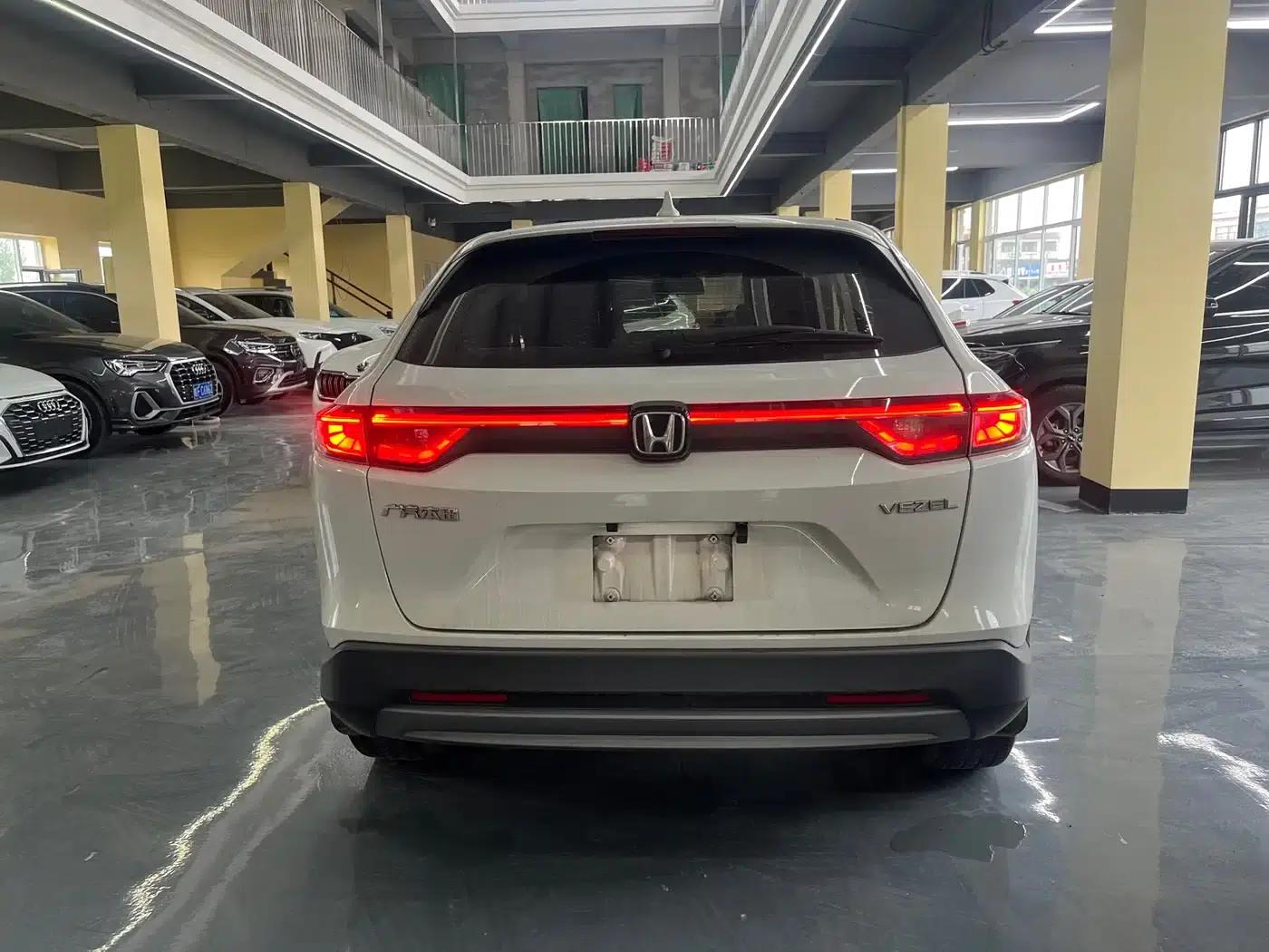 Vezel 2023 1.5L CVT Elite Edition — миниатюра 5