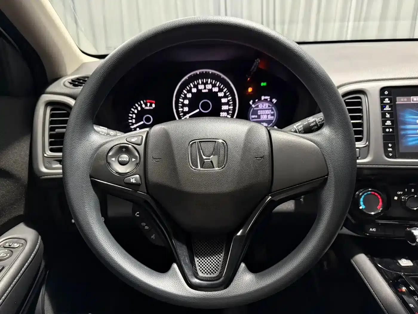 Vezel 2022 1.5L CVT Elite Smart Edition — миниатюра 11