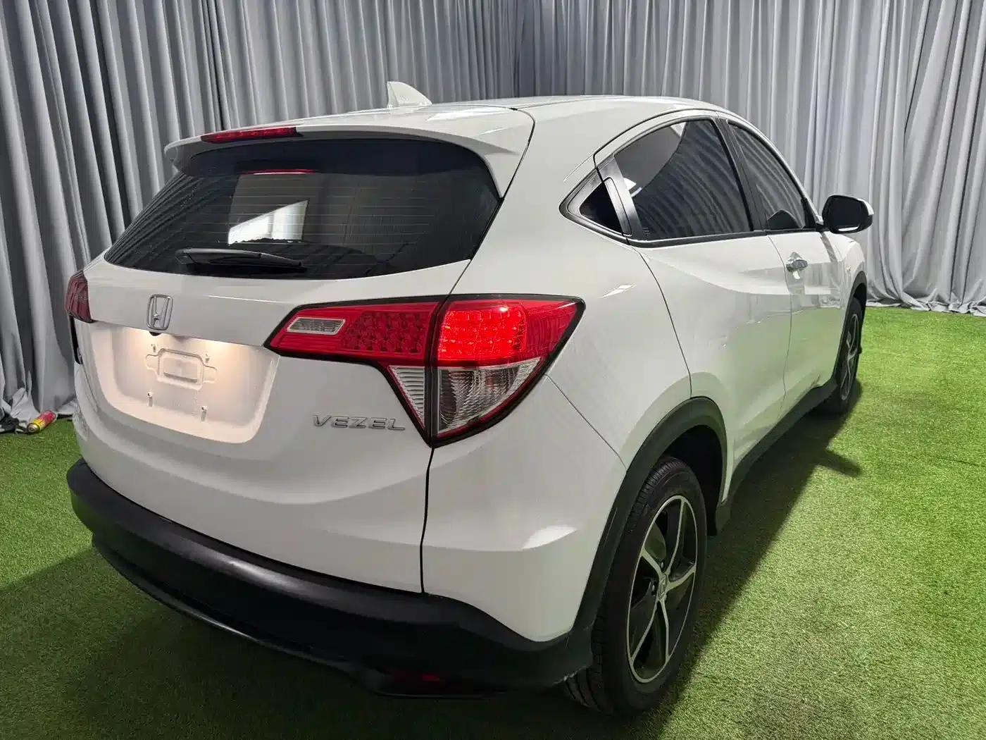 Vezel 2022 1.5L CVT Elite Smart Edition — миниатюра 5