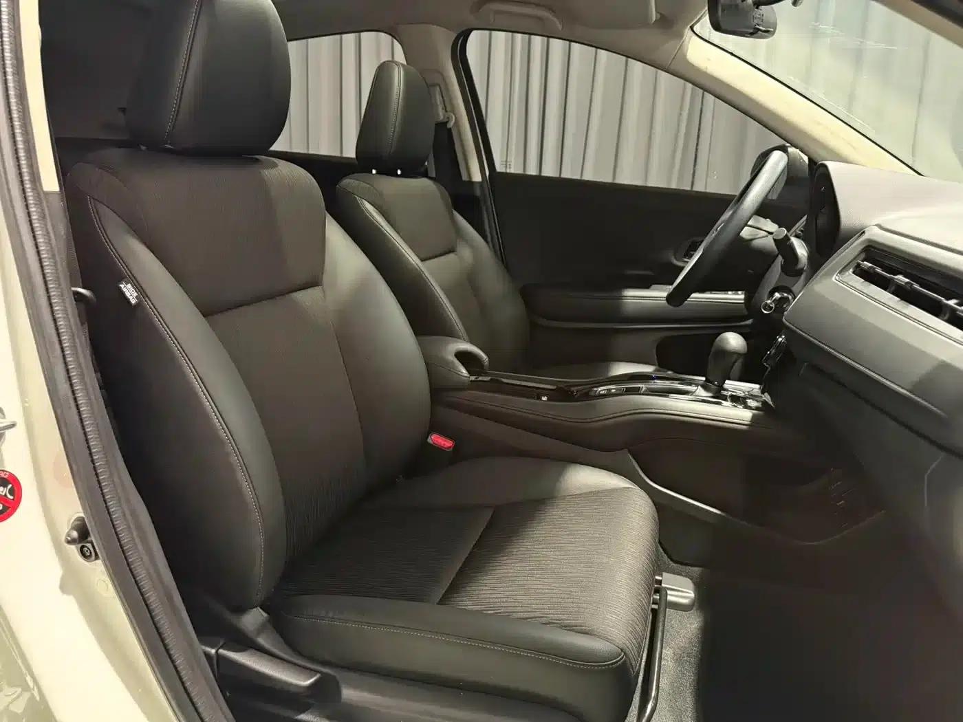 Vezel 2022 1.5L CVT Elite Smart Edition — миниатюра 8