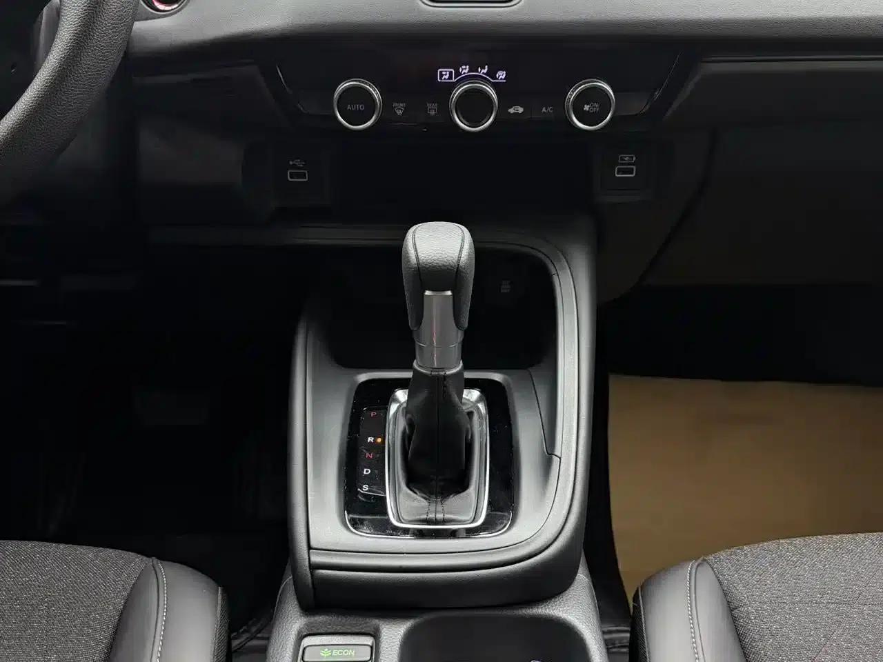 Vezel 2023 1.5L CVT Tech Edition — миниатюра 13