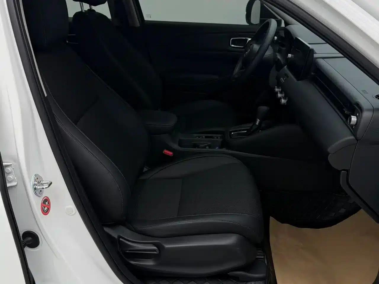 Vezel 2023 1.5L CVT Tech Edition — миниатюра 10