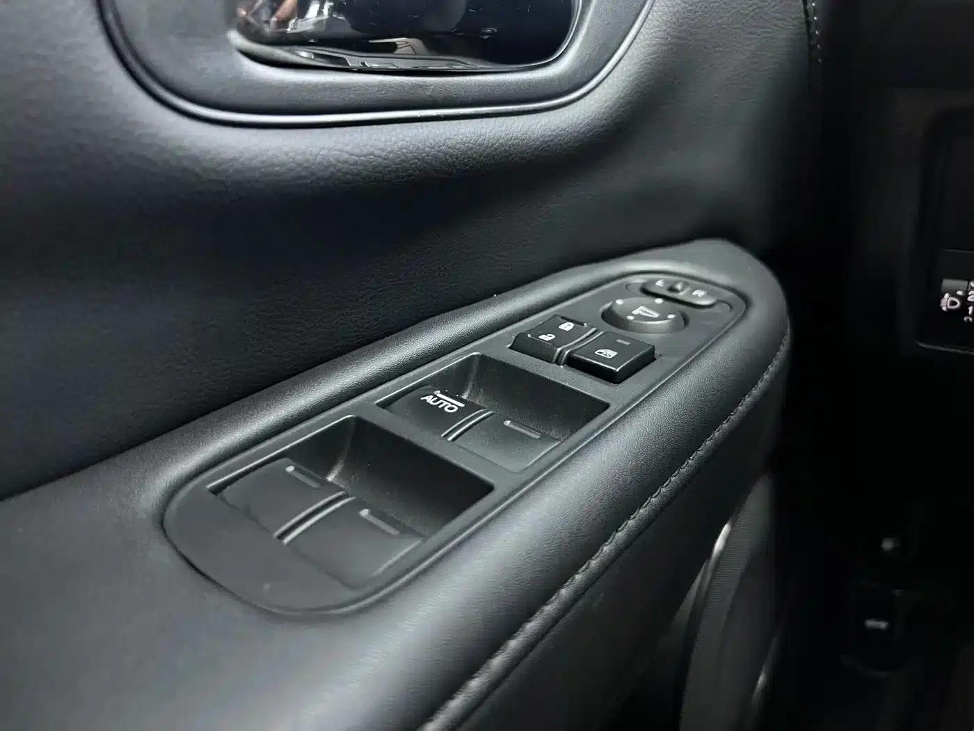 Vezel 2022 1.5L CVT Elite Smart Edition — миниатюра 11