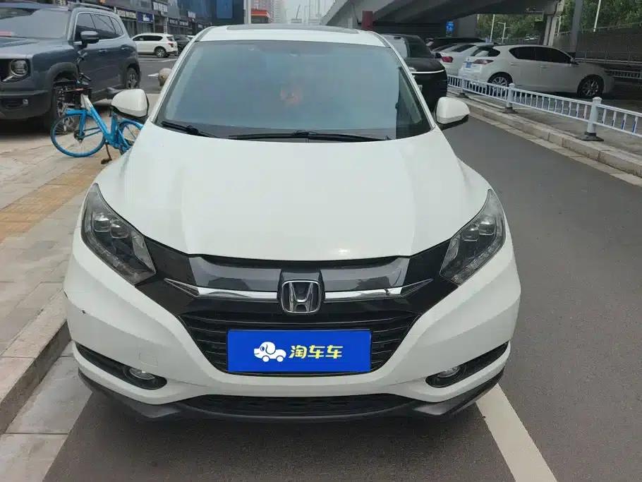 Vezel 2017 1.8L CVT 2WD Pioneer Edition — миниатюра 2