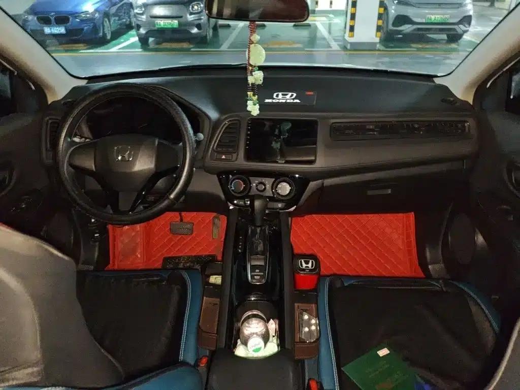 Vezel 2020 1.5L CVT Elite Edition — миниатюра 13