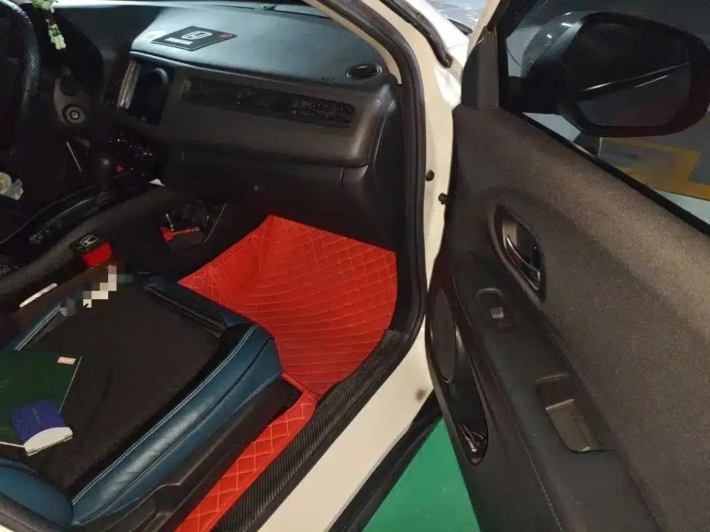 Vezel 2020 1.5L CVT Elite Edition — миниатюра 20