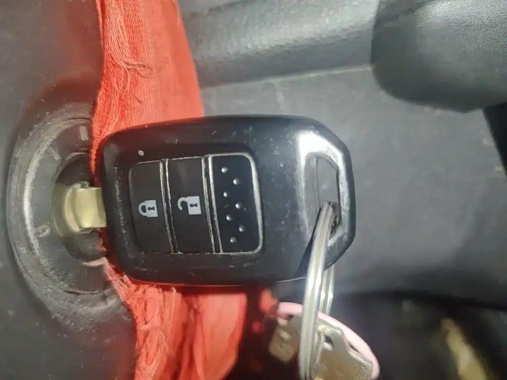 Vezel 2015 1.5L CVT 2WD Comfort Model — миниатюра 12