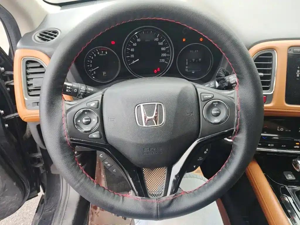 Vezel 2015 1.8L CVT 2WD Luxury — миниатюра 11