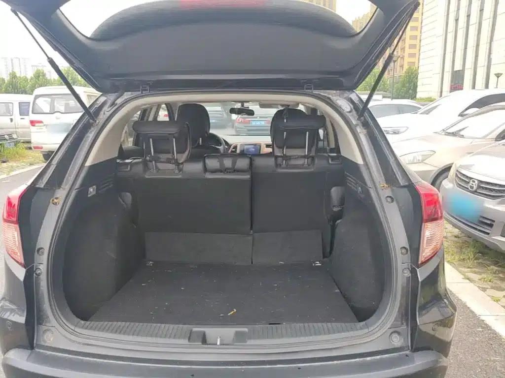 Vezel 2015 1.8L CVT 2WD Luxury — миниатюра 19
