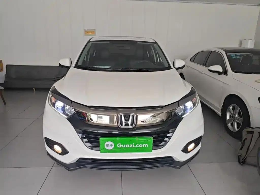Vezel 2020 1.5L CVT Elite Edition — миниатюра 3