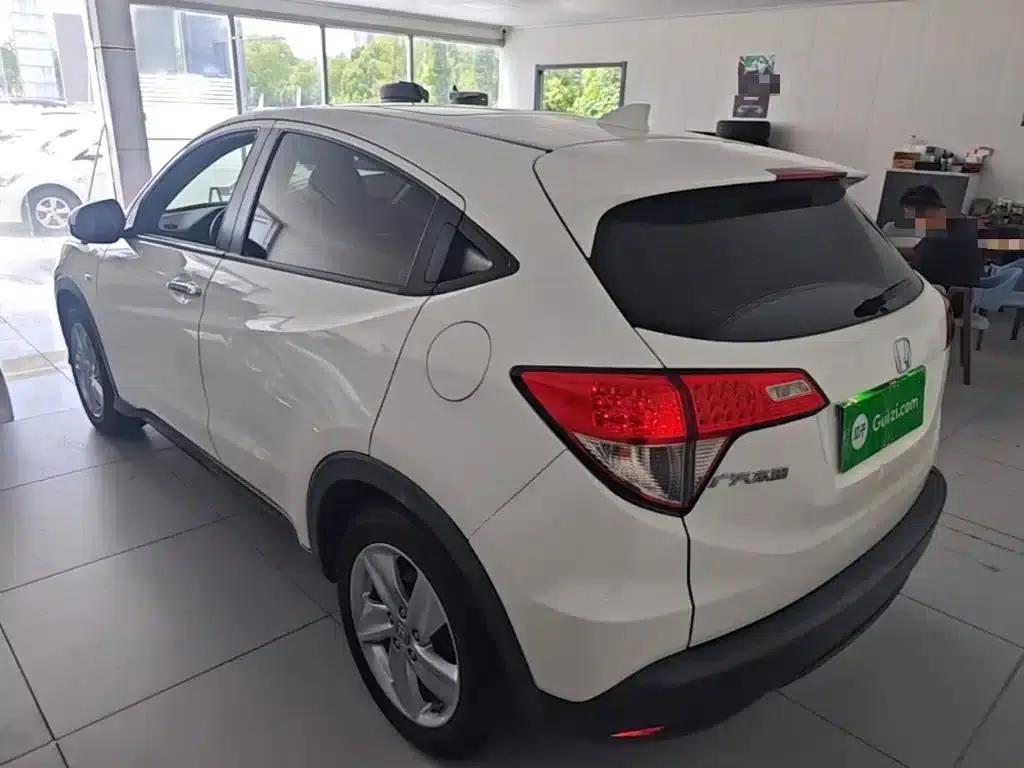 Vezel 2020 1.5L CVT Elite Edition — миниатюра 5