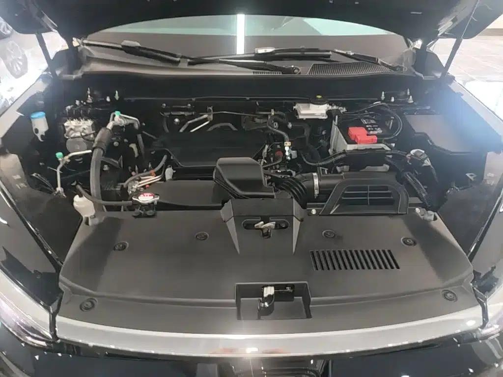 2023 Honda CR-V 240TURBO 2WD Luxury Edition 5-seater — миниатюра 20