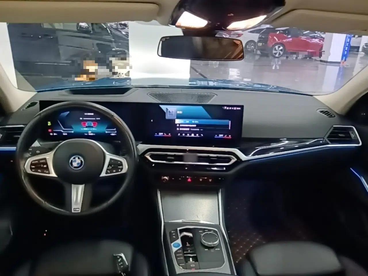 BMW i3 2023 eDrive 40 L Midnight Sports Package — миниатюра 17