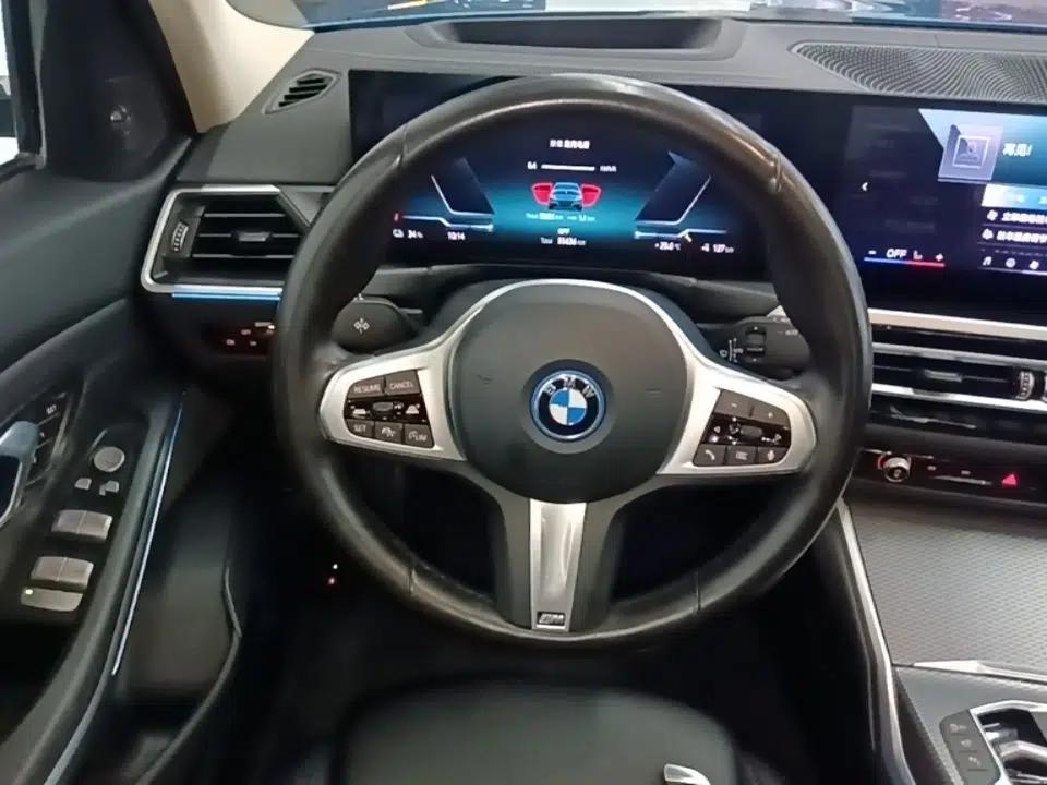 BMW i3 2023 eDrive 40 L Midnight Sports Package — миниатюра 18