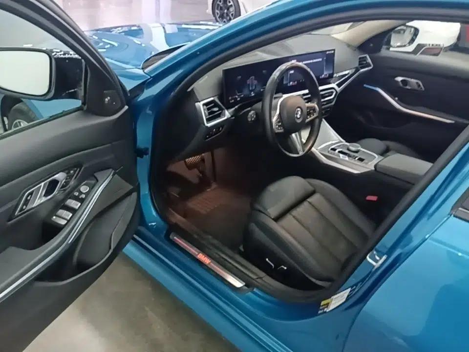 BMW i3 2023 eDrive 40 L Midnight Sports Package — миниатюра 23