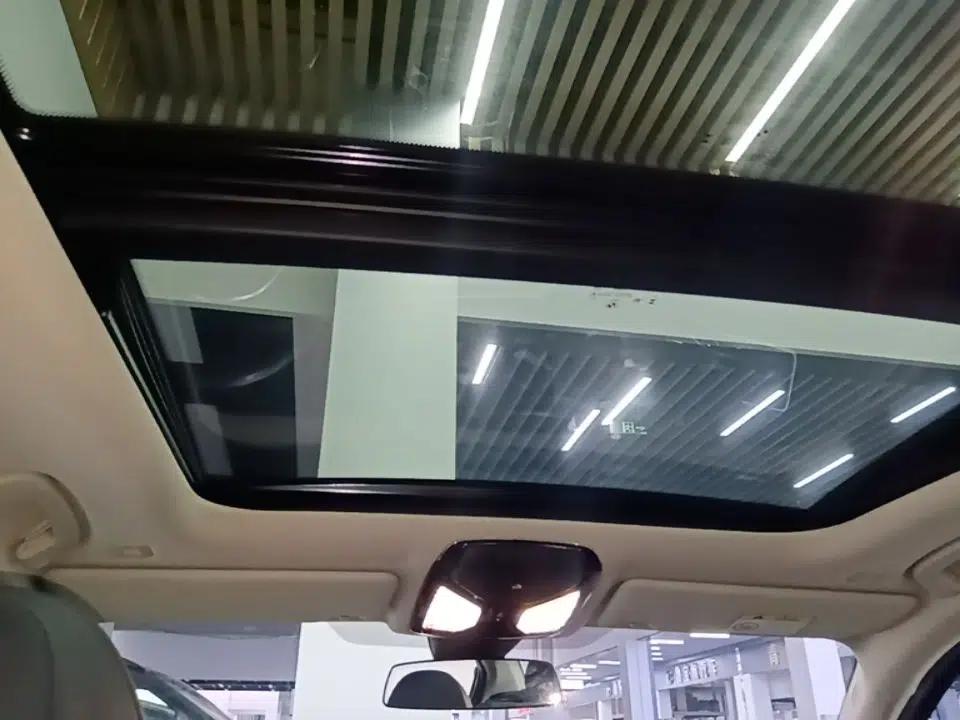 BMW i3 2023 eDrive 40 L Midnight Sports Package — миниатюра 26