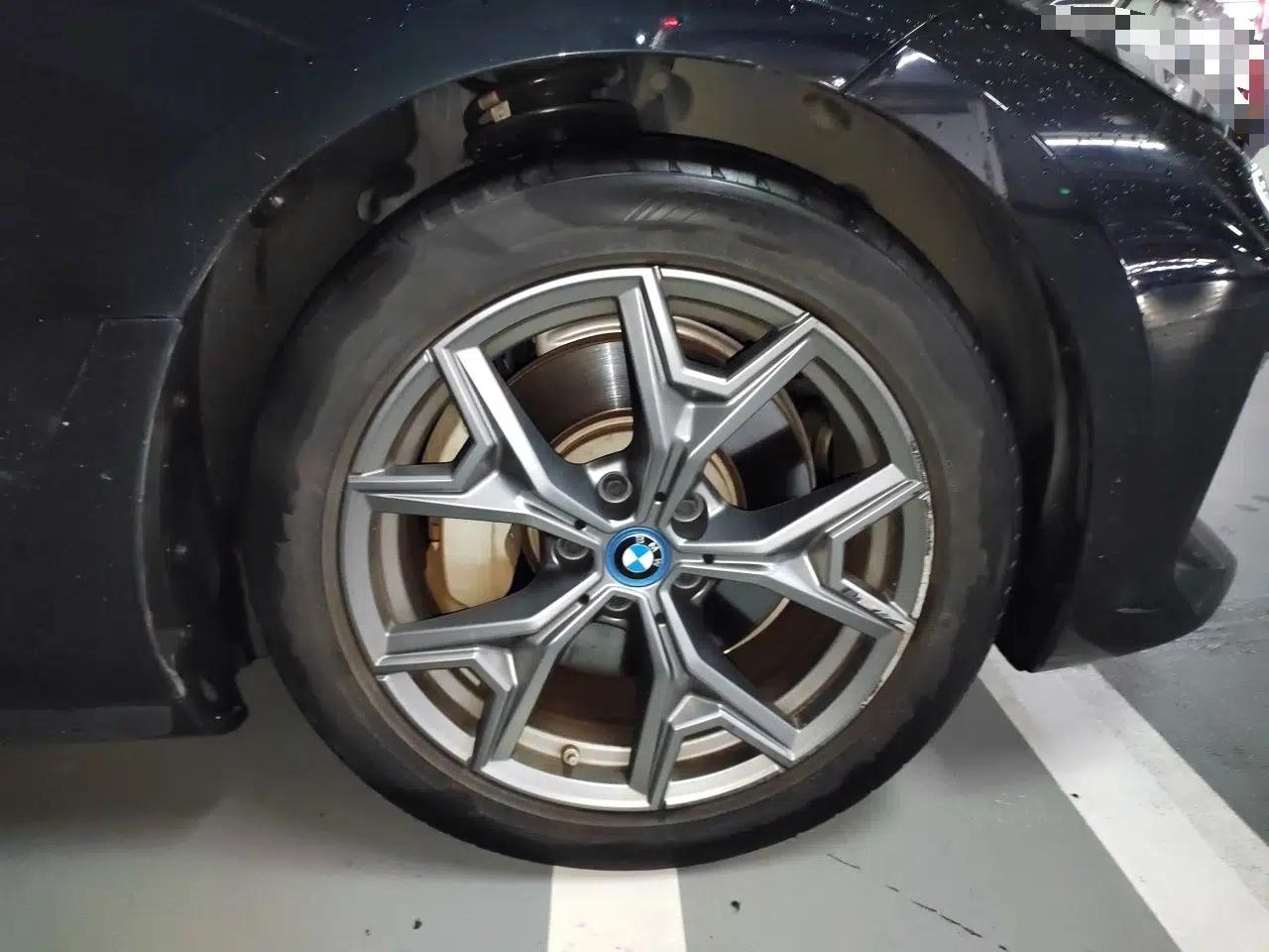 BMW i3 2022 eDrive 35 L — миниатюра 8