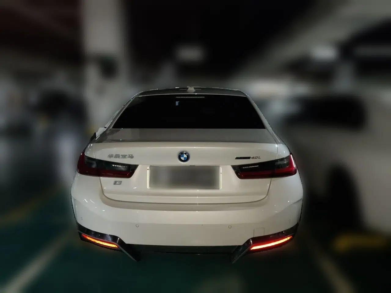 BMW i3 2024 eDrive 40 L Midnight Edition — миниатюра 5