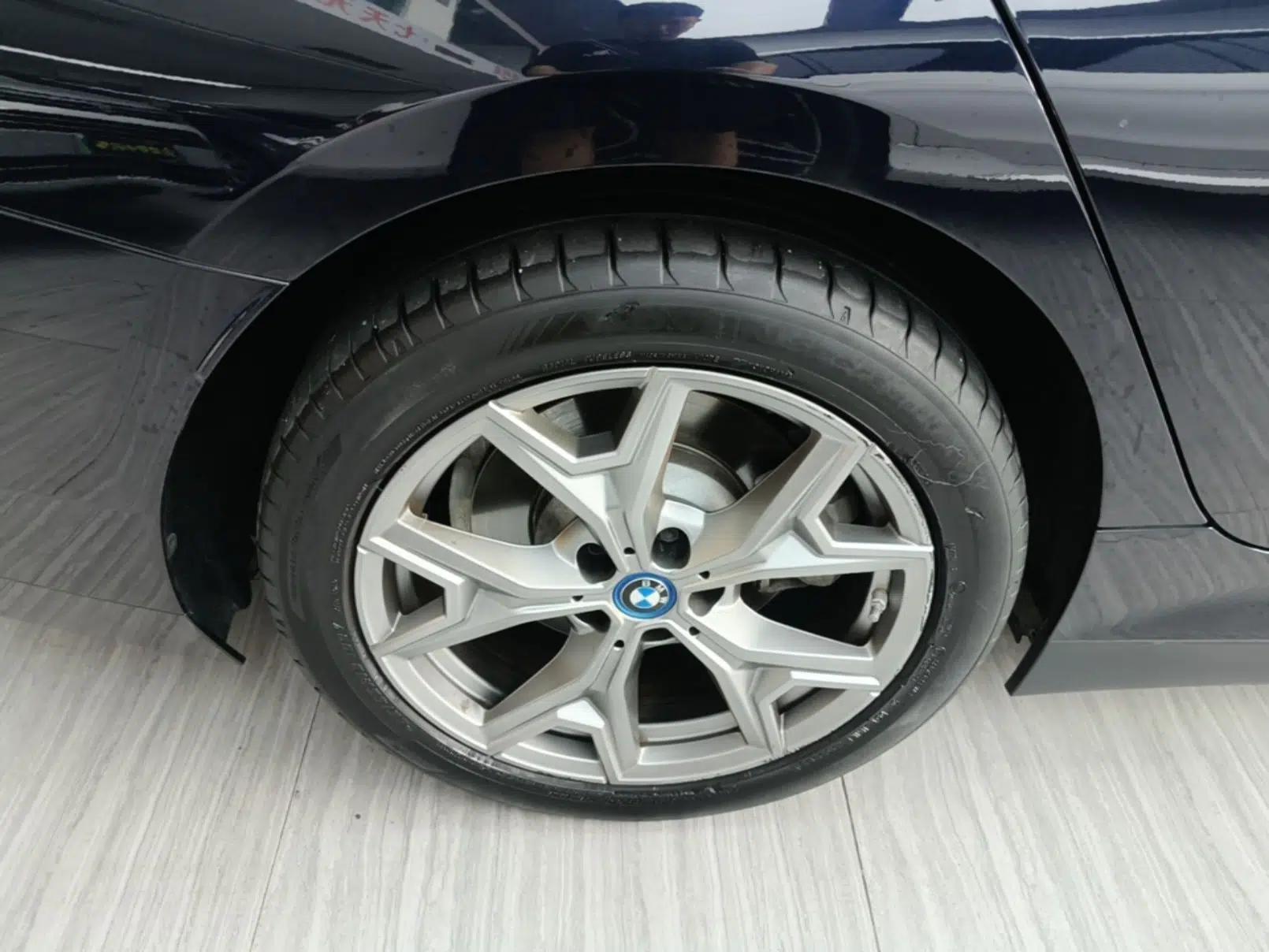 BMW i3 2022 eDrive 35 L — миниатюра 11