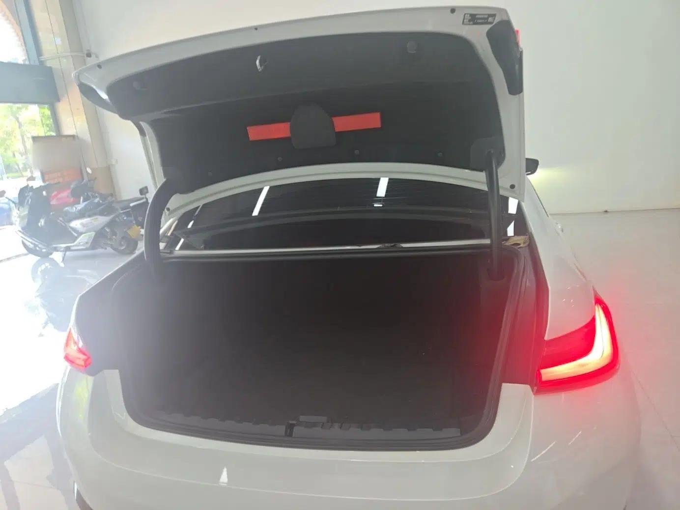 BMW i3 2024 eDrive 35 L — миниатюра 22