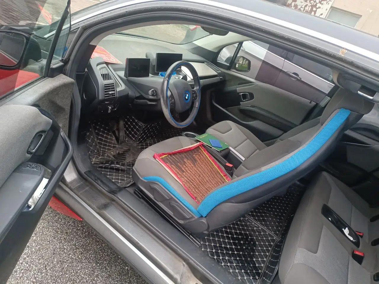BMW i3 2018 Luxury Model — миниатюра 16