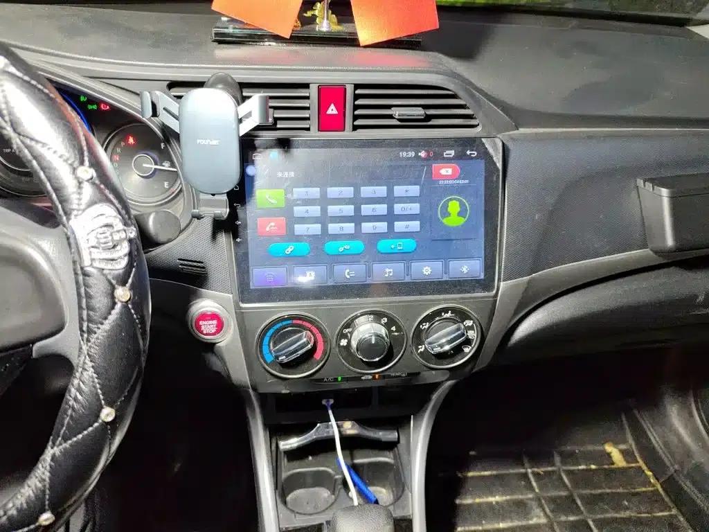 Honda Crider 2016 1.8L CVT Deluxe Edition — миниатюра 9