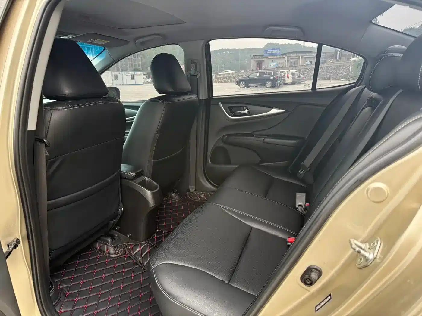 Honda Crider 2016 1.8L CVT Deluxe Edition — миниатюра 6
