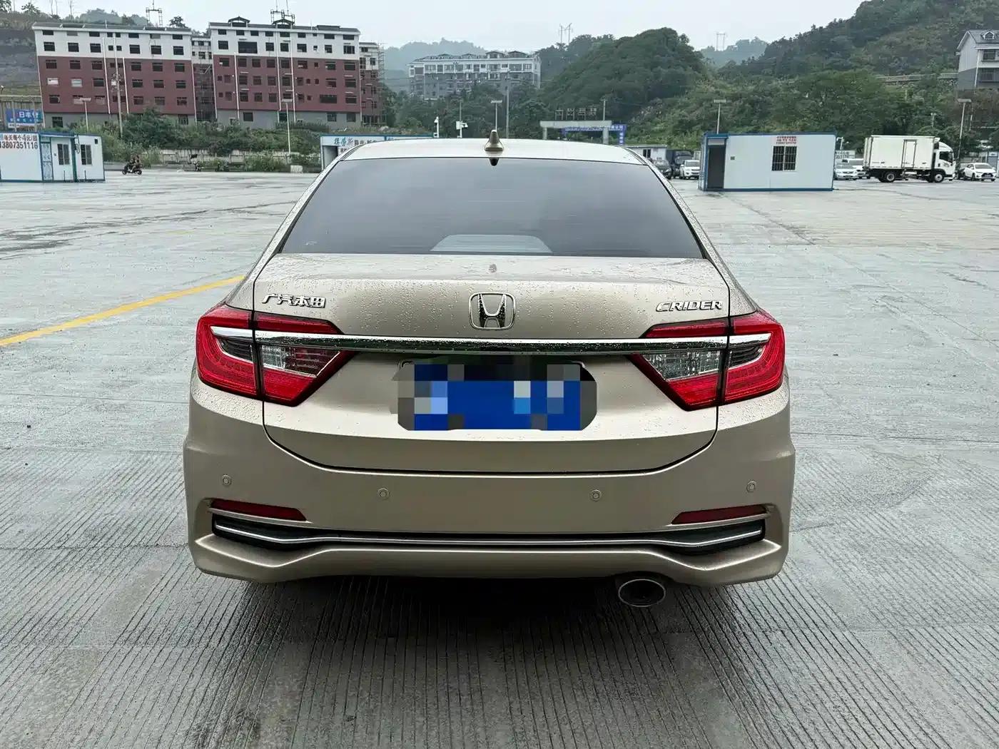 Honda Crider 2016 1.8L CVT Deluxe Edition — миниатюра 8