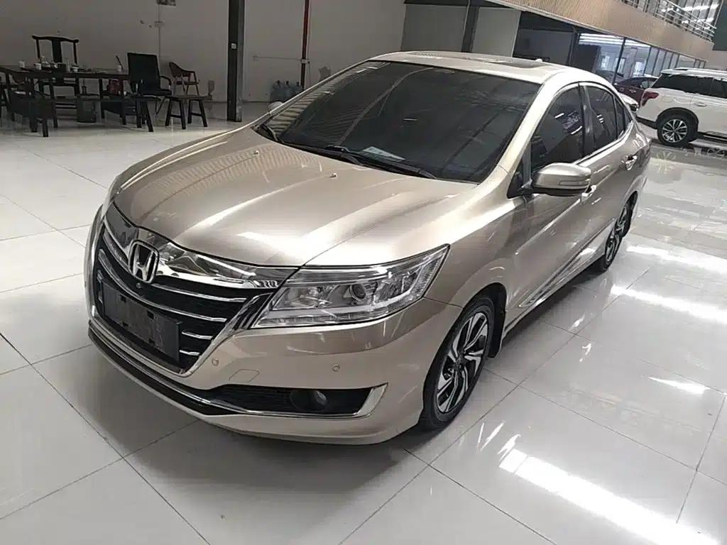 Honda Crider 2016 1.8L CVT Deluxe Edition — миниатюра 2