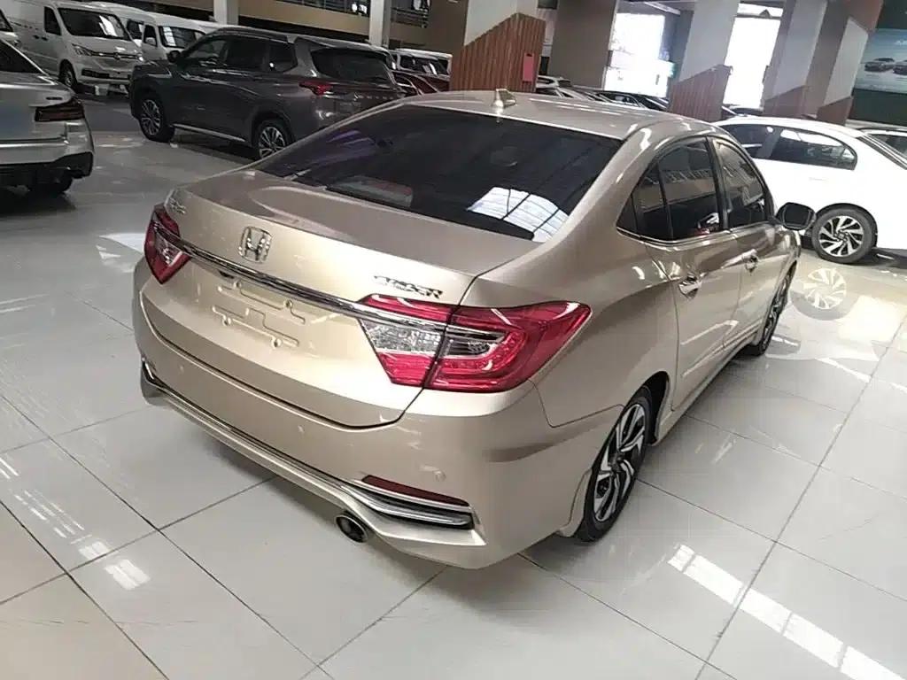Honda Crider 2016 1.8L CVT Deluxe Edition — миниатюра 7