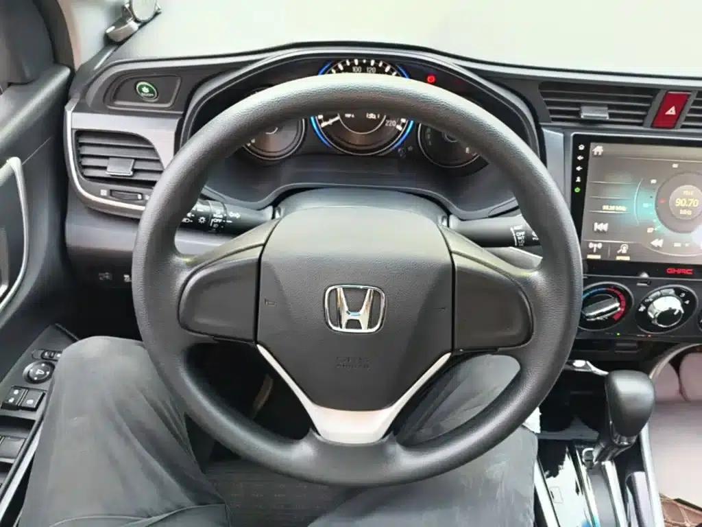 2016 Honda Crider 1.8L CVT Comfort Edition — миниатюра 11