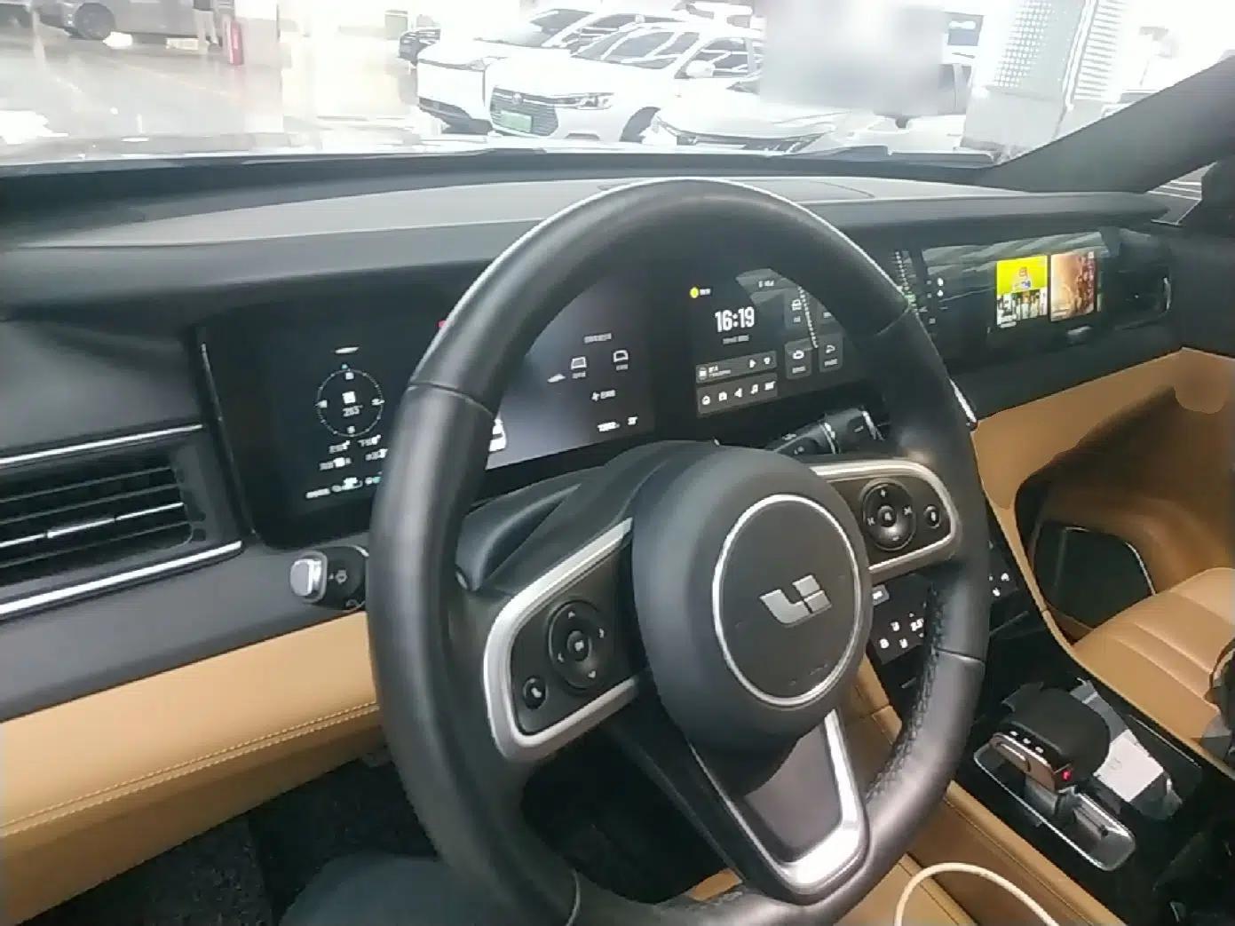 Li Auto ONE 2020 Extended-Range 6-Seater Version — миниатюра 12