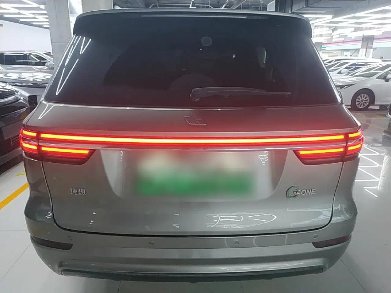Li Auto ONE 2020 Extended-Range 6-Seater Version — миниатюра 5
