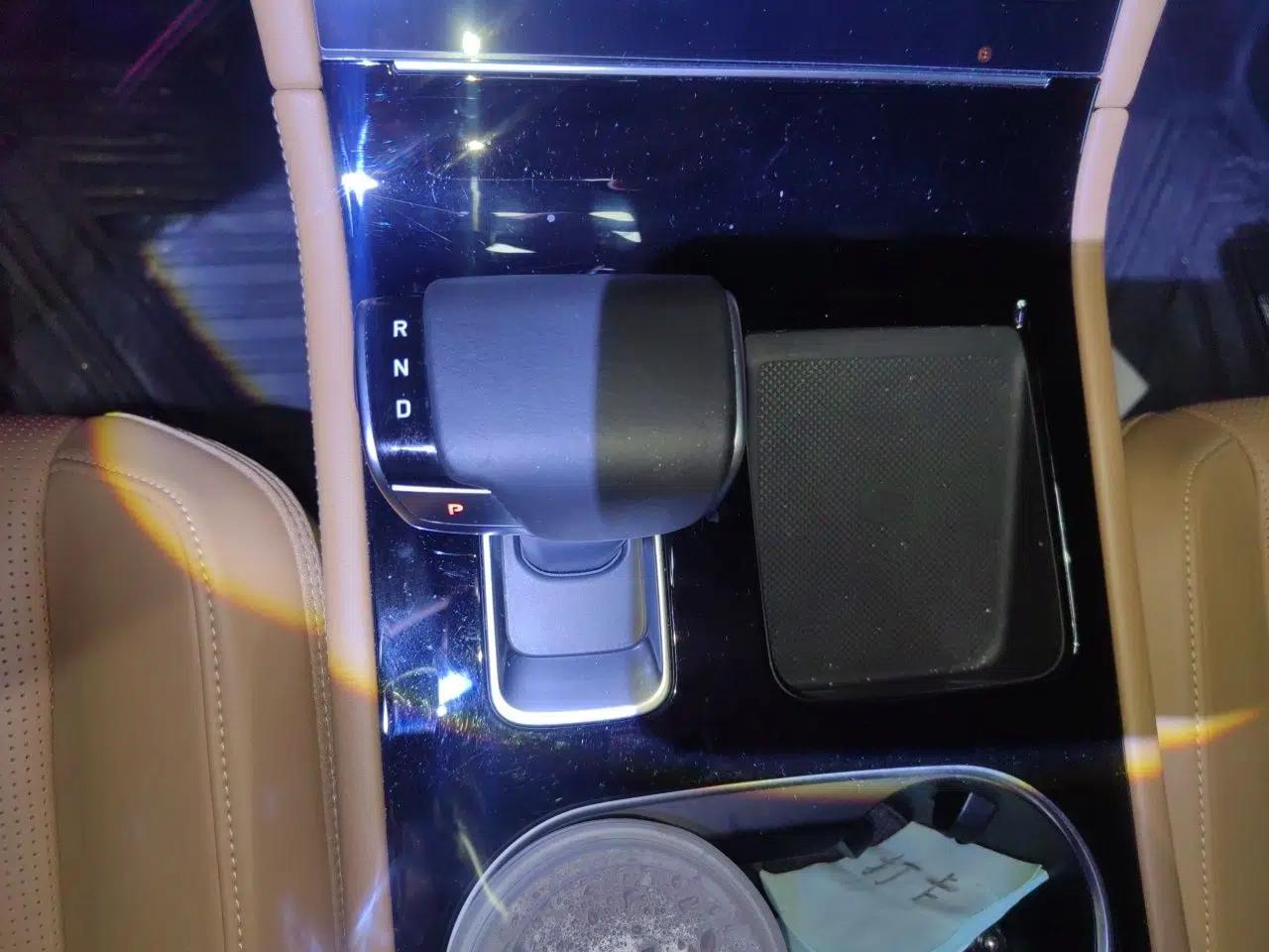 Li Auto ONE 2020 Extended-Range 6-Seater Version — миниатюра 14