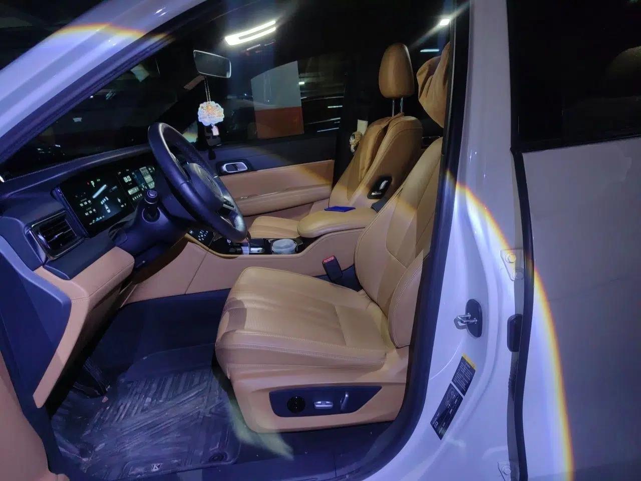 Li Auto ONE 2020 Extended-Range 6-Seater Version — миниатюра 15