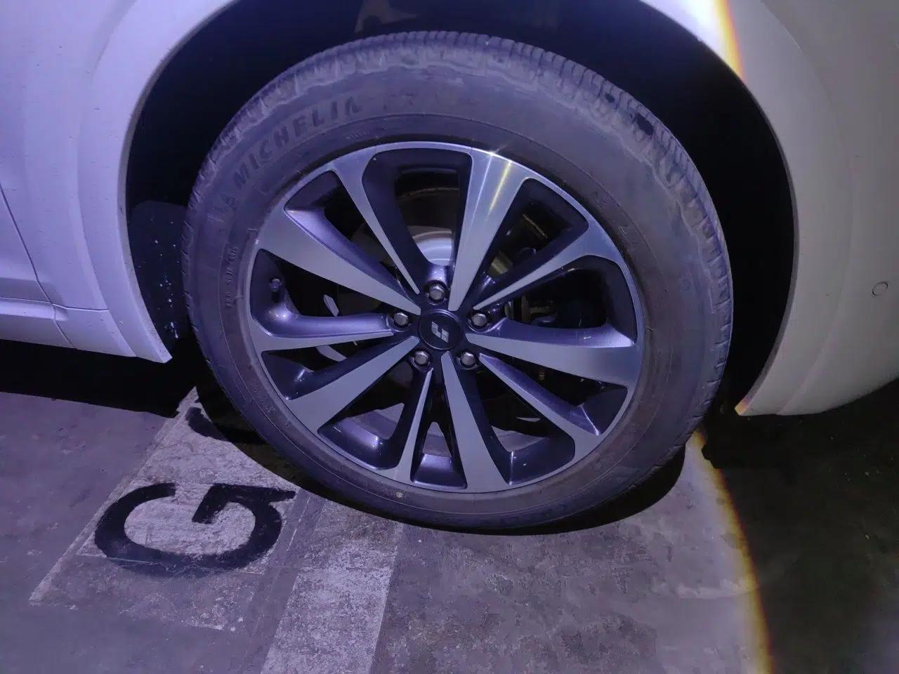 Li Auto ONE 2020 Extended-Range 6-Seater Version — миниатюра 8