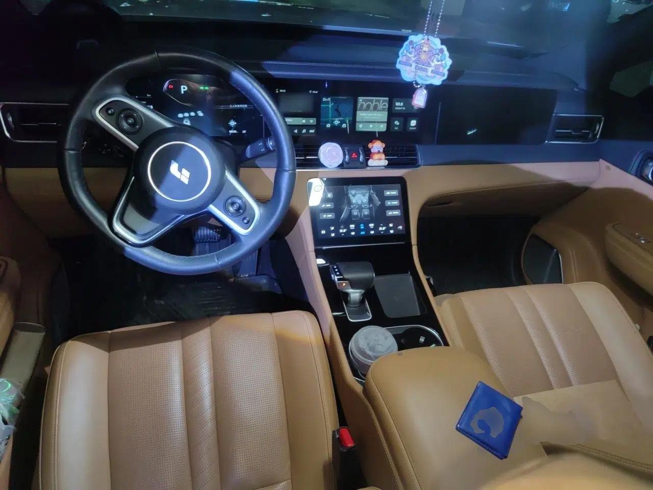 Li Auto ONE 2020 Extended-Range 6-Seater Version — миниатюра 9
