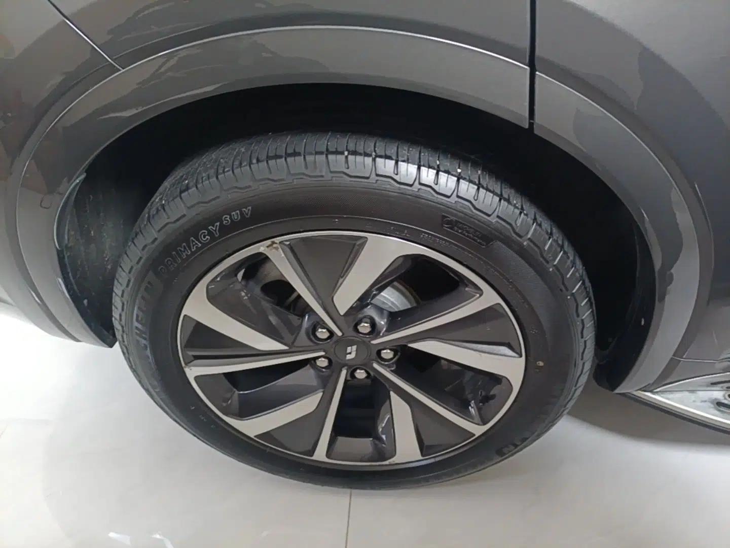 Li Auto ONE 2021 Extended-Range 6-Seater Version — миниатюра 11