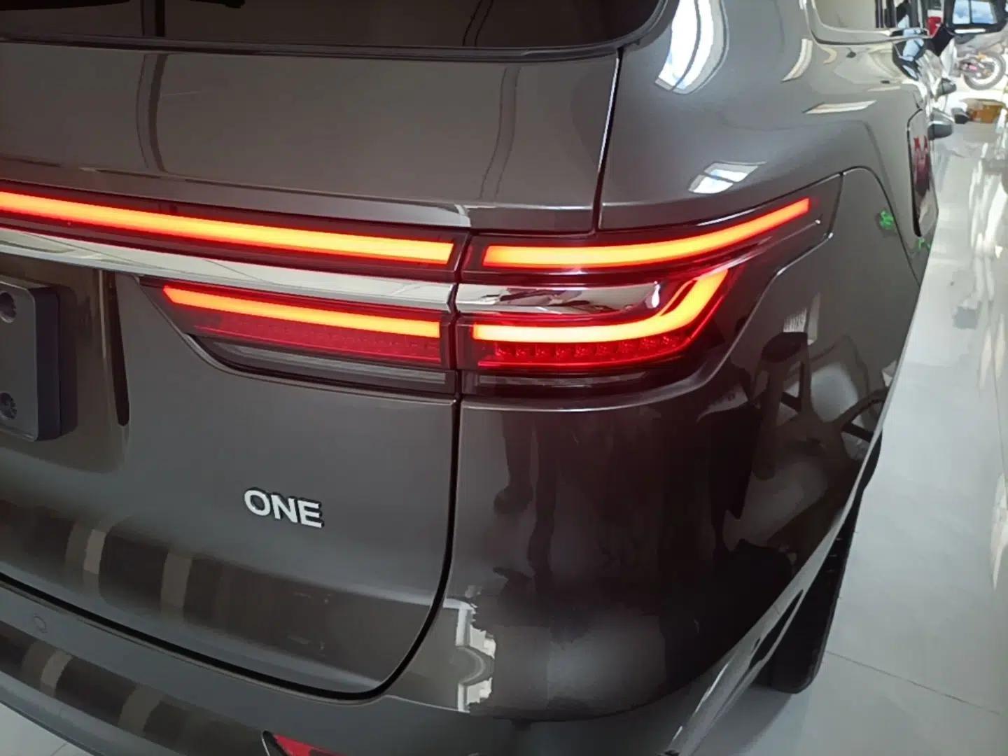 Li Auto ONE 2021 Extended-Range 6-Seater Version — миниатюра 9